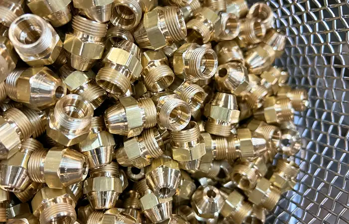 Turned brass nozzle bodies Turned brass nozzle bodies