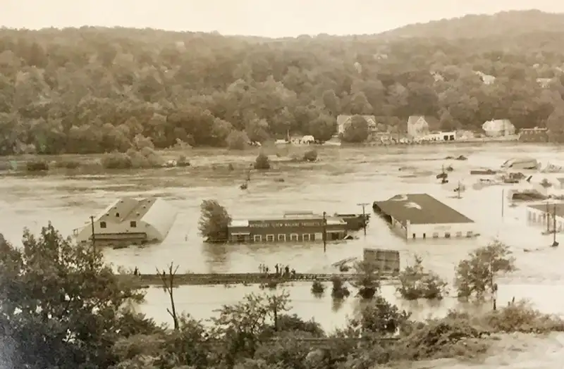 Waterbury, CT flood of 1955 Waterbury flood of 1955