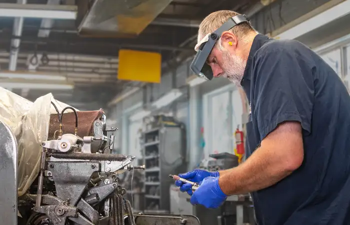 WSMP is a Davenport screw machine shop WSMP is a Davenport screw machine shop